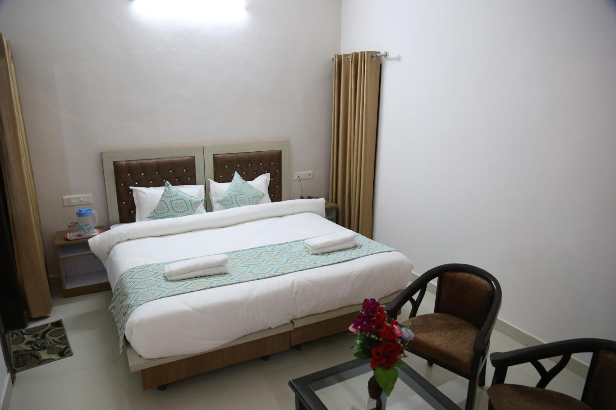 Hotel Yog Tapovan Rishīkesh Buitenkant foto