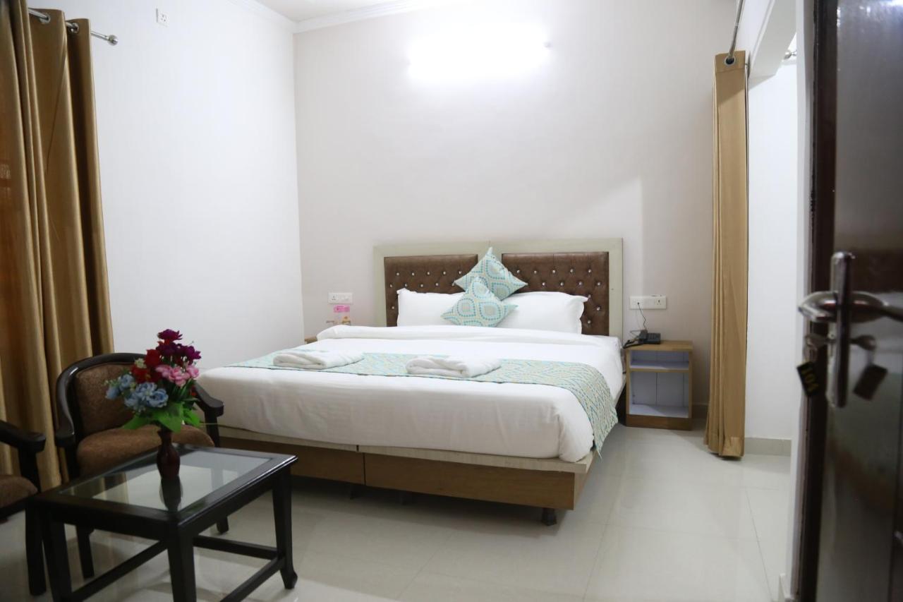Hotel Yog Tapovan Rishīkesh Buitenkant foto