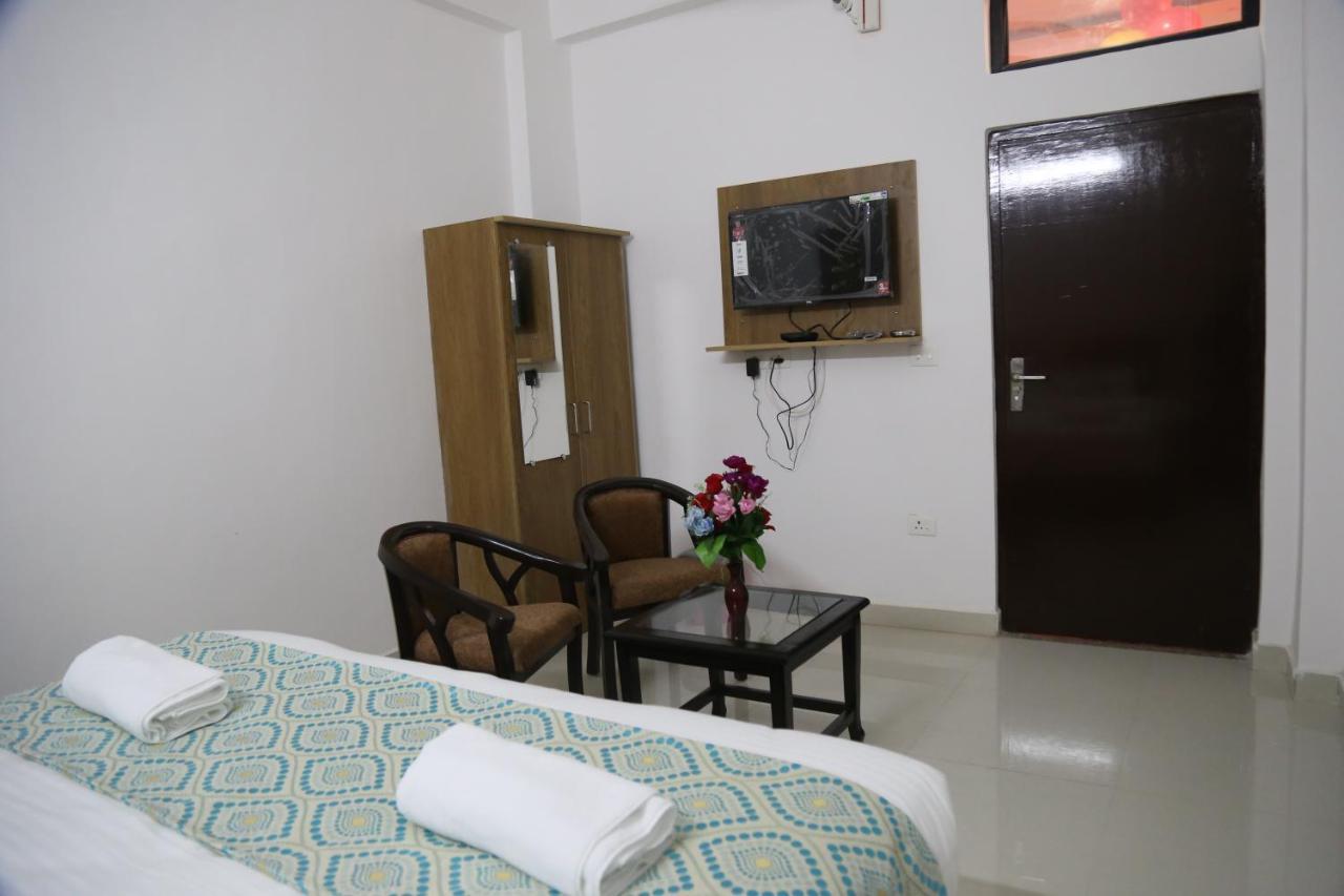 Hotel Yog Tapovan Rishīkesh Buitenkant foto