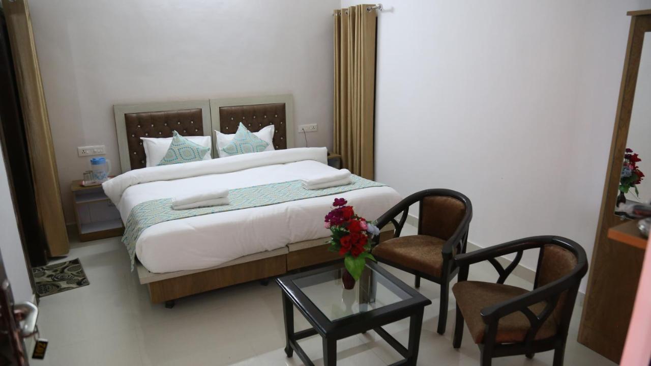 Hotel Yog Tapovan Rishīkesh Buitenkant foto