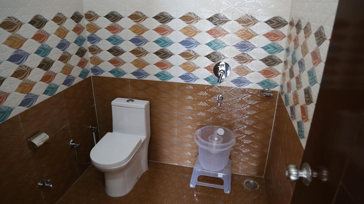 Hotel Yog Tapovan Rishīkesh Buitenkant foto